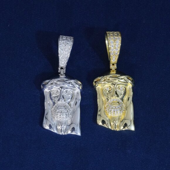 Moissanite S925 Small Jesus Pendant & 24" 3mm Rope Chain - Picture 3 of 4